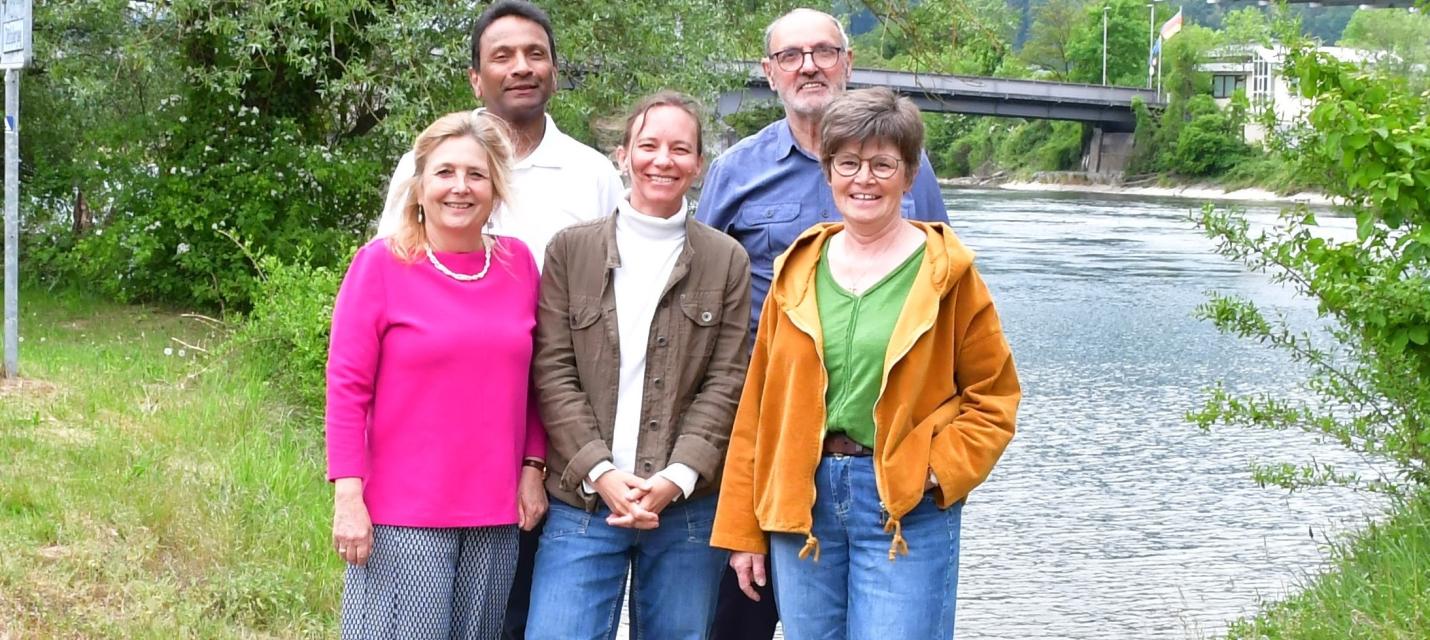 Joe Afonso, Walti Gassler, Gudrun Thomsen, Daniela von Dach, Judith Dössegger, Hansruedi Schlegel fehlt.